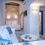 Chiara Mykonos *