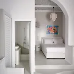 Chiara Mykonos