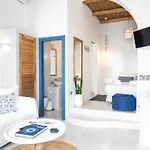 Chiara Mykonos *
