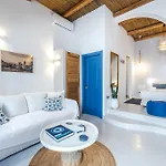 Chiara Mykonos